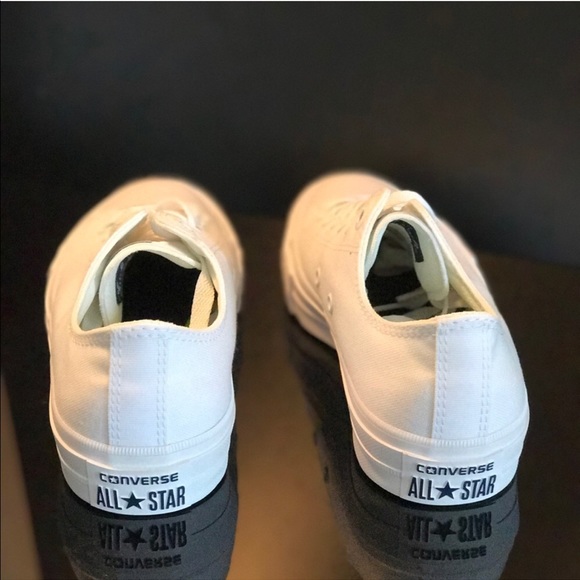 Converse CTAS || OX White White WMNS AUTHENTIC - Picture 5 of 7